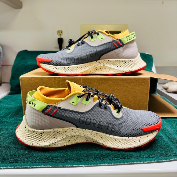 Nike Pegasus Trail 2 GTX Gore-Tex - Picture 2 of 13